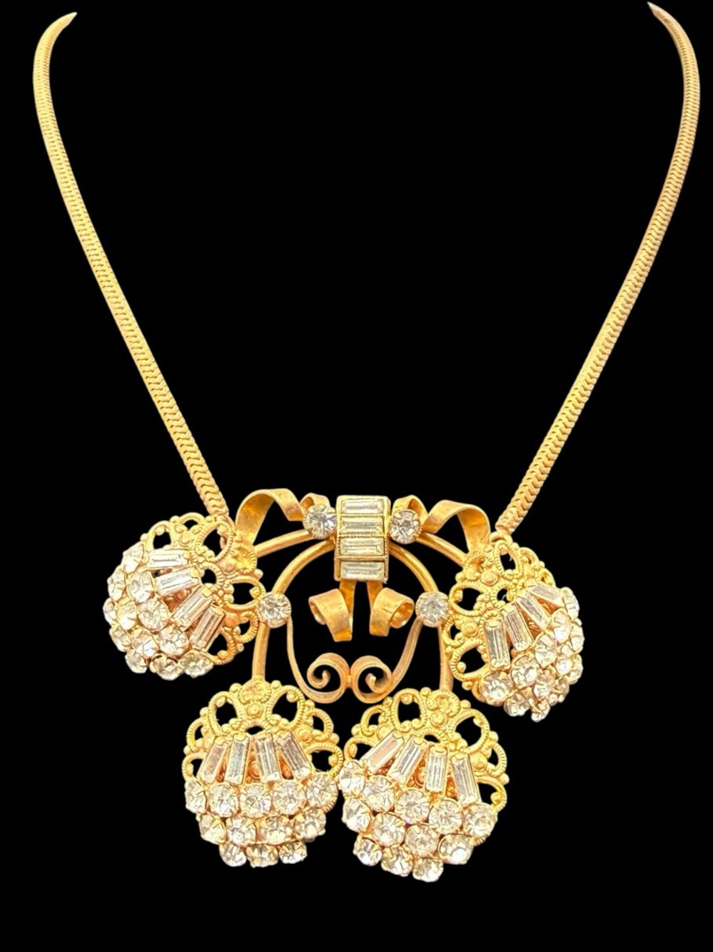 Vintage Style Gold Crystal Cluster Pendant Necklace 16"